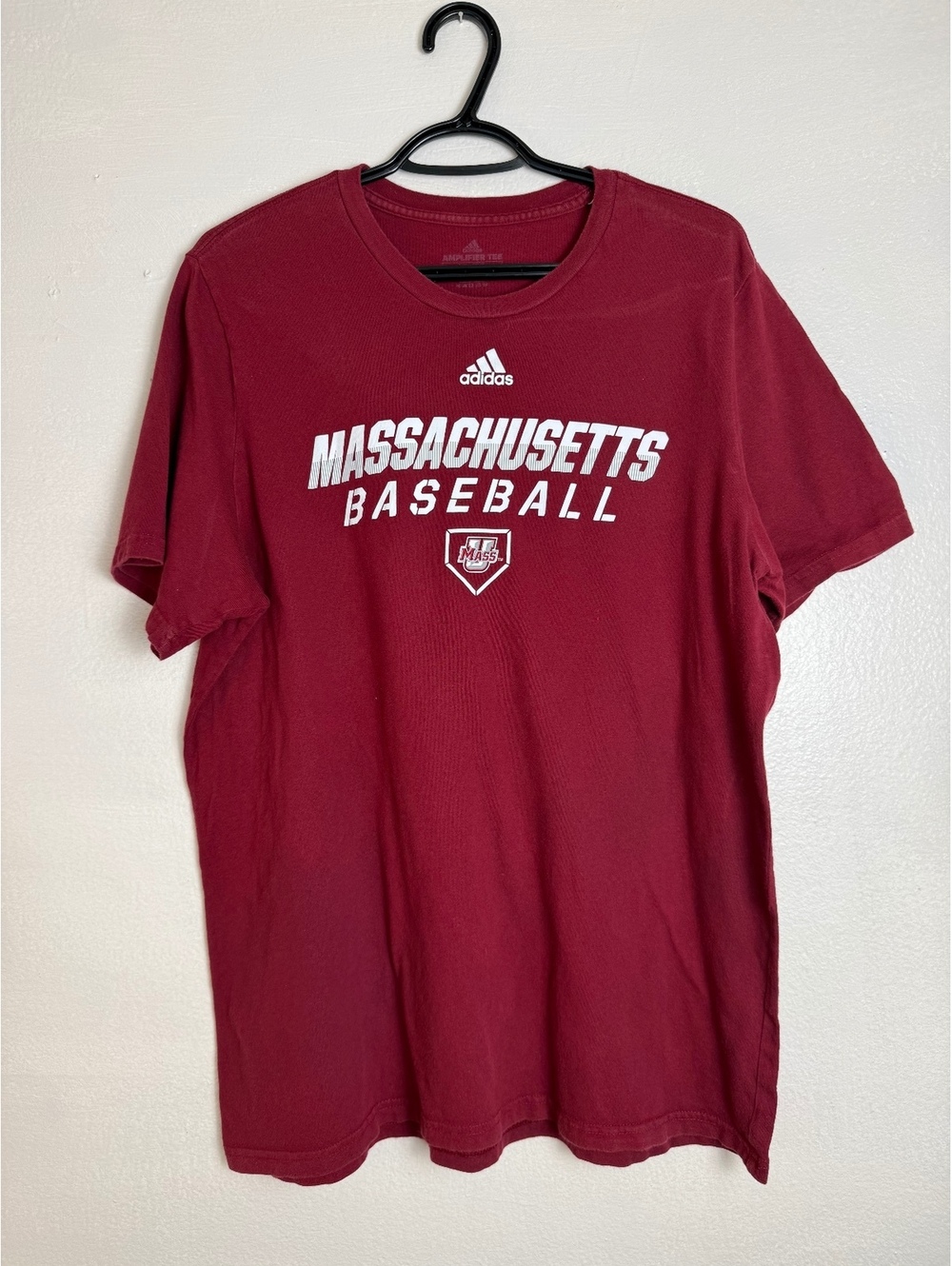 Adidas UMass Massachusetts Baseball Burgundy Amplifier T-Shirt Men’s XL